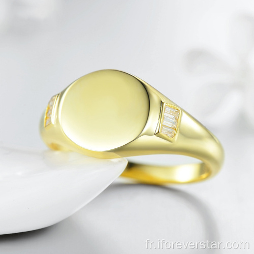 Bagues d&#39;argent de l&#39;engagement de mariage en or 18 carats